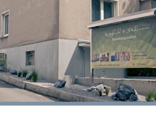 Aussenwerbung Auffahrt  
